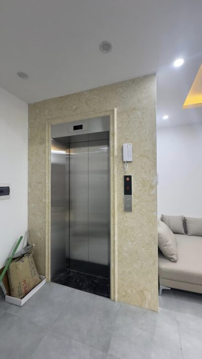 BÁN NHÀ QUAN NHÂN THANH XUÂN – 6 TẦNG THANG MÁY – SÁT PHỐ NGÕ THÔNG OTO – NHỈNH 8 TỶ