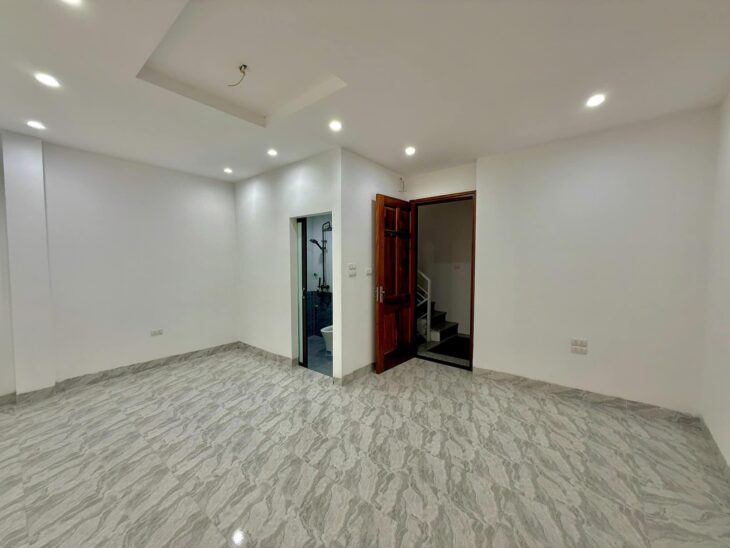 BÁN NHÀ QUAN NHÂN THANH XUÂN – 6 TẦNG THANG MÁY – SÁT PHỐ NGÕ THÔNG OTO – NHỈNH 8 TỶ