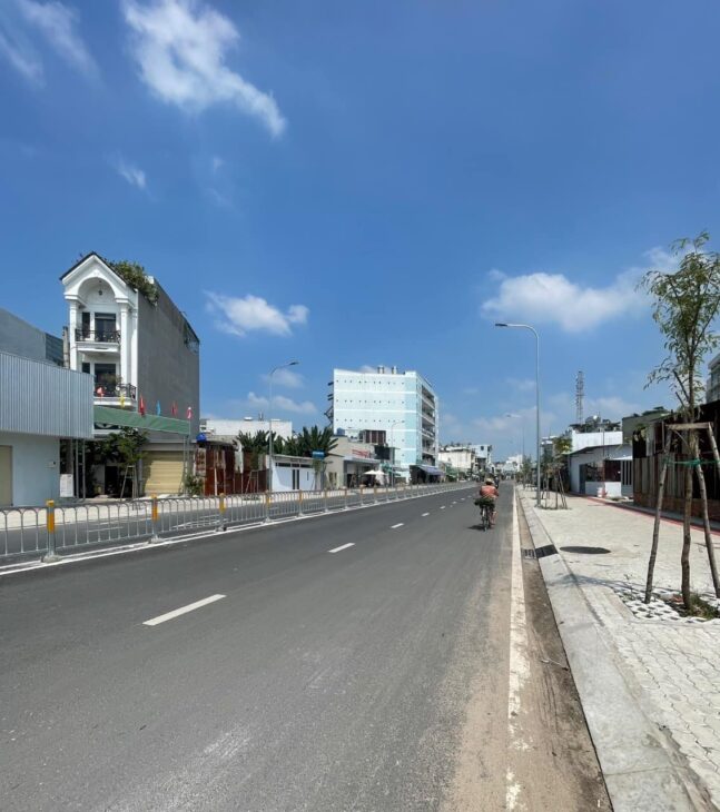 Nhà Hẻm Thông 7M – 4Tầng – Sát Mặt Tiền – Khu Vip Hiệp Thành Cty Chỉ 4,95 Tỷ.