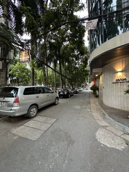 BÁN NHÀ KHUẤT DUY TIẾN THANH XUÂN – PHÂN LÔ OTO KINH DOANH – 6 TẦNG THANG MÁY, GIÁ 2X TỶ