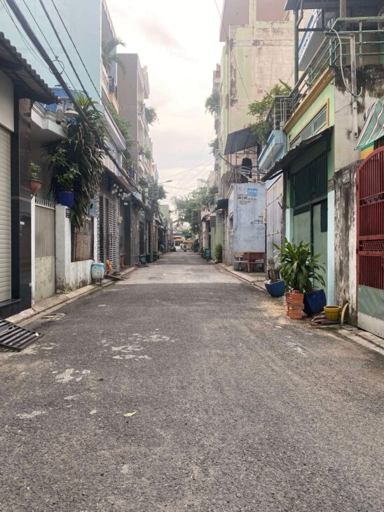 Nhà 2 Tầng – Hẻm Nhựa Xe Hơi 5M Thông – Gần Bệnh Viện Quận 12. 75M2.