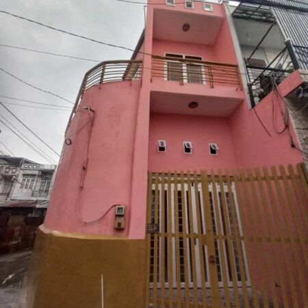 NHÀ 3 TẦNG – 45M2 — CÁCH LÊ THỊ HÀ 200M – SÁT THỊ TRẤN HÓC MÔN. Chỉ 2,55 Tỷ. NHÀ 3 TẦNG – 45M2 — CÁCH LÊ THỊ HÀ 200M – SÁT THỊ TRẤN HÓC MÔN. Chỉ 2,55 Tỷ.