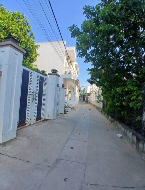 BÁN LÔ ĐẤT HẺM CẦU DỨA PHÚ NÔNG XÃ VĨNH NGỌC