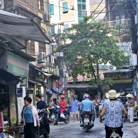 BÁN NHÀ VƯƠNG THỪA VŨ THANH XUÂN – PHÂN LÔ 4TẦNG MT4.5M – GẦN PHỐ OTO, CHỢ, GIÁ 8.X TỶ BÁN NHÀ VƯƠNG THỪA VŨ THANH XUÂN – PHÂN LÔ 4TẦNG MT4.5M – GẦN PHỐ OTO, CHỢ, GIÁ 8.X TỶ