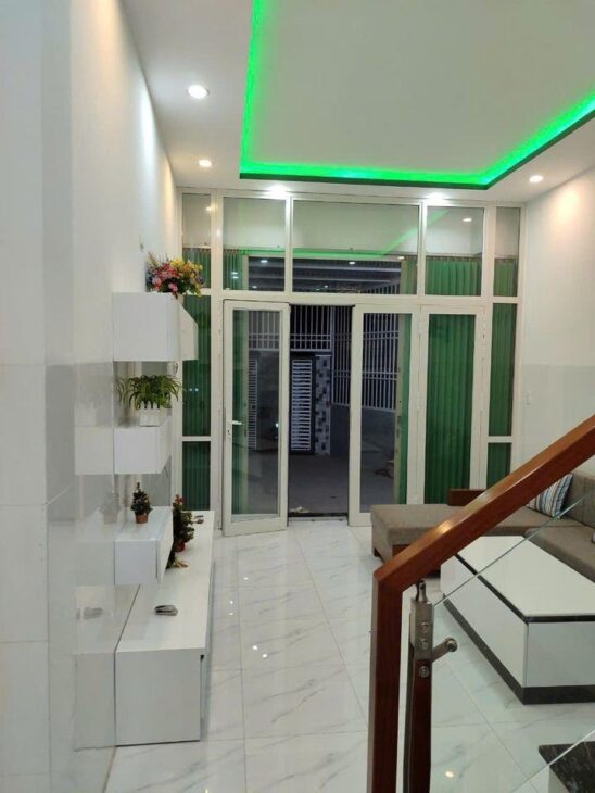 Bán nhà 2 tầng hẻm xe hơi – Giá 4,95 Tỷ – TP Nha Trang