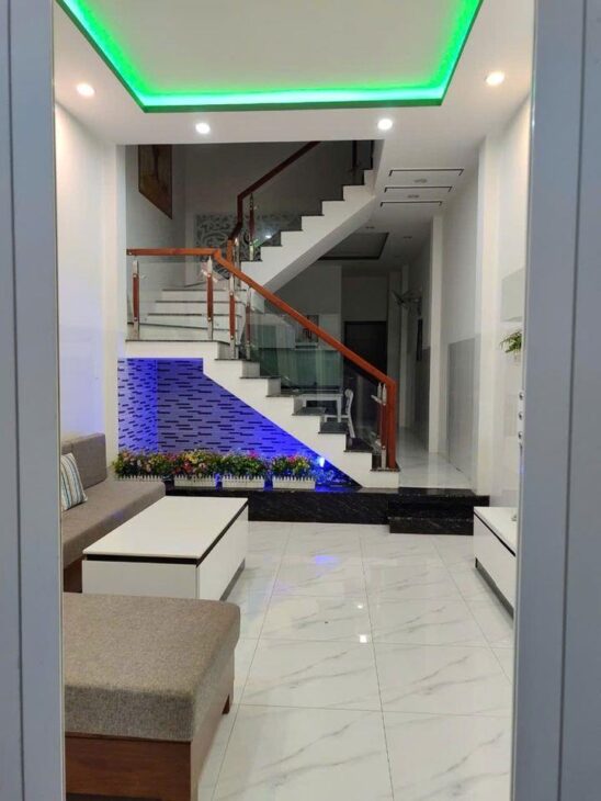 Bán nhà 2 tầng hẻm xe hơi – Giá 4,95 Tỷ – TP Nha Trang