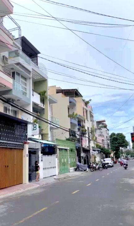 Bán Nhà 4 Tầng Mặt Tiền Đường Mạc Đỉnh Chi – TP Nha Trang