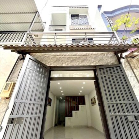 NHÀ 4 TẦNG THIẾT KẾ ĐẸP – HẺM NHỰA 5M – ĐI BỘ RA CHỢ ĐÔNG QUANG.