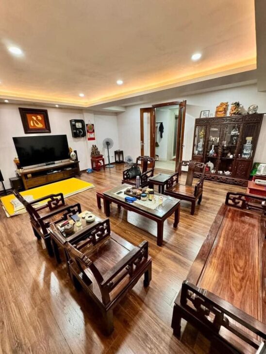 Người quen gửi bán nhà khu Vĩnh Phúc Ba Đình – 80m chỉ 11 tỷ