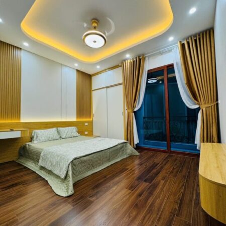 Gia đình bán liền kề KĐT An Hưng, gần hồ, giá tốt, sổ đỏ cầm tay, sẵn giao dịch