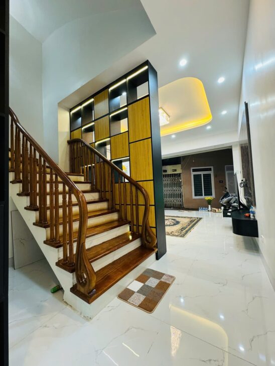 Gia đình bán liền kề KĐT An Hưng, gần hồ, giá tốt, sổ đỏ cầm tay, sẵn giao dịch