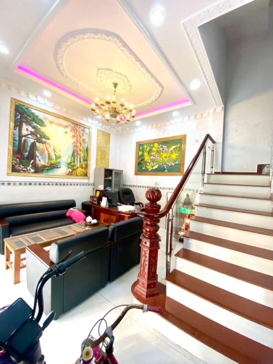 SIÊU PHẨM 4 TẦNG THIẾT KẾ QUÝ TỘC CHÂU ÂU – KHU PHÂN LÔ VIP NHẤT HT17 – ĐƯỜNG NHỰA 10M.