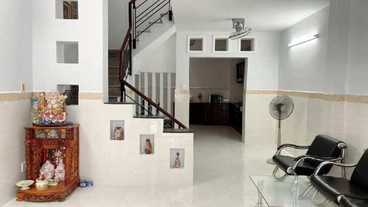 BÁN NHÀ 3 TẦNG 55M2, NGÕ NGUYỄN THỊ THẬP, QUẬN 7 – GIÁ 9.5 TỶ – SỔ HỒNG CHÍNH CHỦ