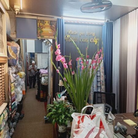 NHÀ ĐEP CẦN BÁN MẶT PHỐ VÕNG THỊ DT;67M -3 TẦNG -MT ;3,5M GIÁ ;28N TỶ .