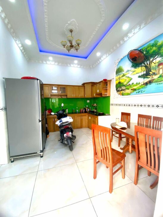 SIÊU PHẨM 4 TẦNG THIẾT KẾ QUÝ TỘC CHÂU ÂU – KHU PHÂN LÔ VIP NHẤT HT17 – ĐƯỜNG NHỰA 10M.