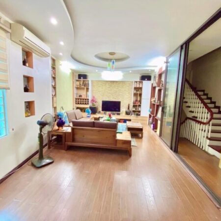 Tây Hồ – ô tô – gần hồ – 65m * 5 tầng – mặt tiền đẹp – chỉ 12.x tỷ Tây Hồ – ô tô – gần hồ – 65m * 5 tầng – mặt tiền đẹp – chỉ 12.x tỷ