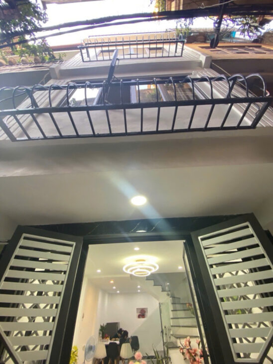 PHÂN LÔ VŨ TRỌNG PHUNG – TRUNG TÂM QUẬN THANH XUÂ- NGÕ BA GÁC TRÁNH – 2 THOÁNG TRƯỚC SAU- BA BƯỚC