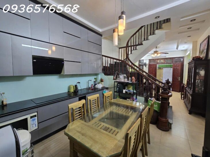 BAY NHANH NHÀ PHỐ THIÊN HIỀN SIÊU VIP 48M2 5T 10.5 TỶ LH: 0936576568