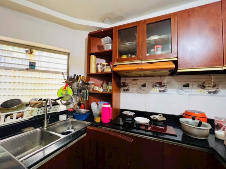 Bán nhà HXH Giá Rẻ Khu Bắc Hải Quận 10, 43m2 4 tầng chỉ 5.4 tỷ.