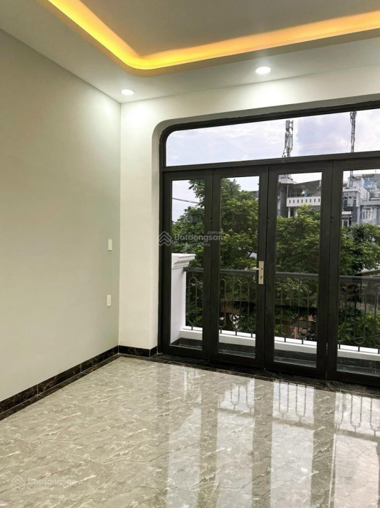 Phạm Văn Đồng – 3PN, 3WC, – Nhà mới xây hiện đại, giá 4tỷ3, gần Giga Mall