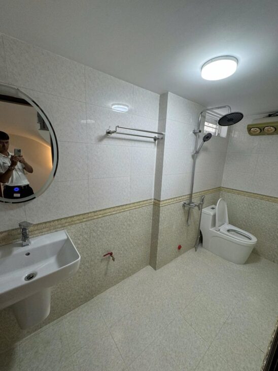 SỞ HỮU CĂN HỘ TRUNG TÂM MỸ ĐÌNH – NHÀ DÂN XÂY CHẮC CHẮN Ô TÔ ĐỖ CỬA, KINH DOANH DT 50m2, 5 tầng, SỔ