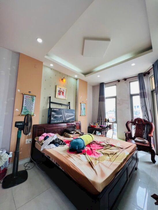 Bán nhà HXH Giá Rẻ Khu Bắc Hải Quận 10, 43m2 4 tầng chỉ 5.4 tỷ.
