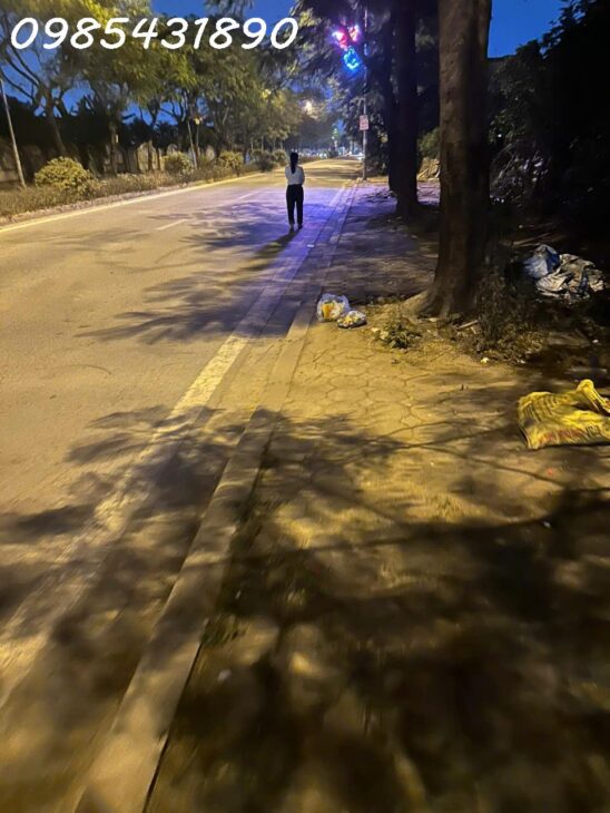 CỰC RẺ, Bán NHÀ MẶT PHỐ THANH LIỆT 225m2 Giá chỉ hơn 9 đồng, gần sát công viên Chu Văn An