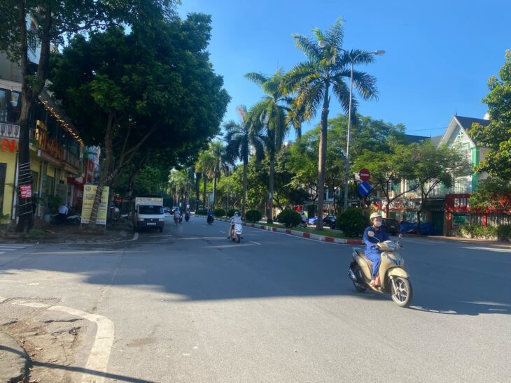 Giảm 1,1 tỷ, Bán nhà phố Yên Bình Phúc La sát khu đô thị Văn Quán Hà Đông, tiện ích KĐT, 35m2, giá