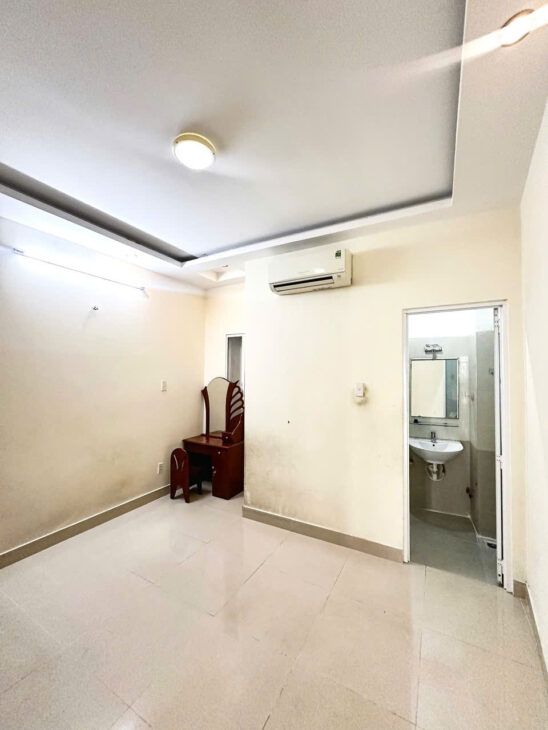 HÀNG CỰC HIỂM, NHÀ 3 TẦNG, SÁT MẶT TIỀN NGUYỄN VĂN ĐẬU P5 BÌNH THẠNH CHỈ HƠN 6 TỎI, NỢ HẬU TÀI LỘC,