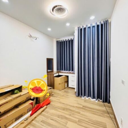 Q8 DƯƠNG BÁ TRẠC 4 TẦNG MỚI ĐẸP Ở NGAY THIẾT KẾ HIỆN ĐẠI CẠNH MẶT TIỀN 46M2 8.xT