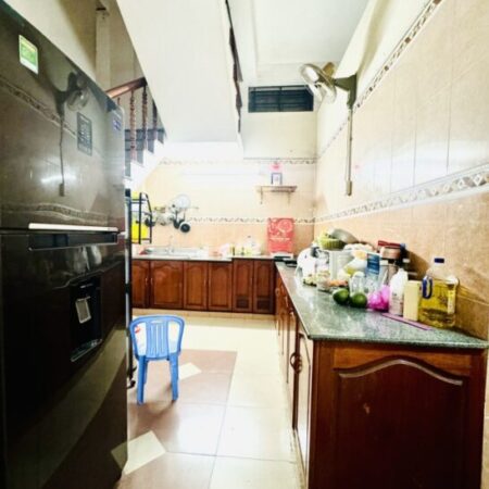 VỊ TRÍ VIP HOÀNG DIỆU – CÁCH 10M RA Ô TÔ – NHÀ 2 TẦNG KIÊN CỐ – 3PN – ĐI BỘ RA CHỢ – CHÍNH CHỦ LÂU