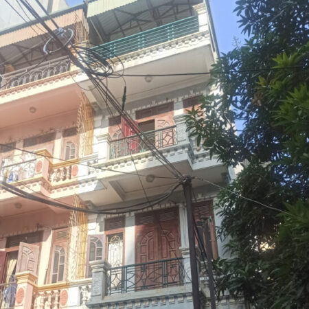 Bán nhà Lạc Long Quân Gần Hồ Tây 52m2 4 tầng 7.95 tỷ (152 triệu/1m2) Lô góc Ở sướng Bán nhà Lạc Long Quân Gần Hồ Tây 52m2 4 tầng 7.95 tỷ (152 triệu/1m2) Lô góc Ở sướng