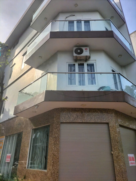 Bán nhà hai mặt phố TP Thái bình- khu kinh doanh với dòng tiền cao Hoàng Công Chất, DT 93, 5 Tầng,