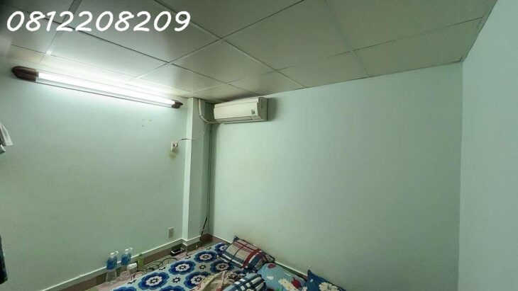 Bán Nhà 2 Tầng, 60m², Hẻm Xe Hơi, Tân Sơn Nhì, 4.3 tỷ, Shr