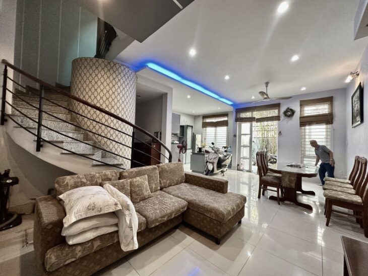 Bán nhà Lê Quang Định – Hẻm xe hơi 7c – SD 177m2 – (6.5 x 11)m