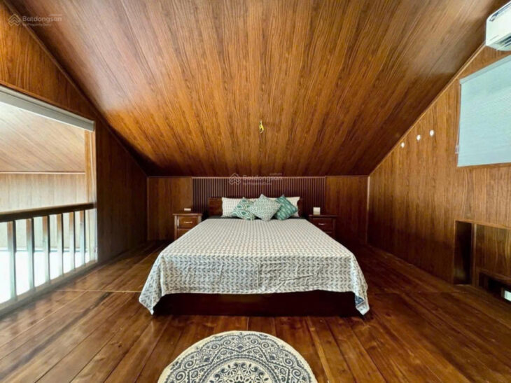 Bán tòa căn hộ dịch vụ 120m2 8tầng lô góc siêu víp tại Mỹ Đình Hà Nội