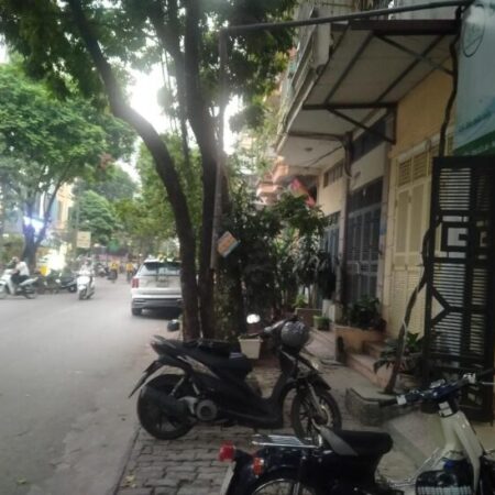 SIÊU PHẨM TRUNG TÂM PHỐ CỔ HÀ ĐÔNG CHỈ HƠN 12 Đ SỞ HỮU NHÀ 4 TẦNG 38M2 .MẶT PHỐ VỈA HÈ KINH DOANH