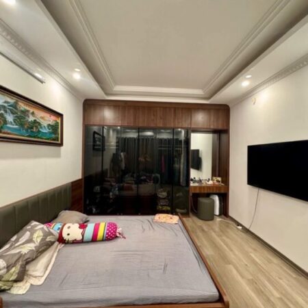 Kim Ngưu NHÀ MỚI KÍNH CONG – Ô TÔ ĐỖ CỬA – AN SINH TÔT – GÂN PHÔ, TIỆN ÍCH ĐÂY ĐÚ