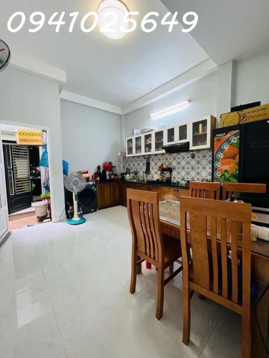 Bán nhà 2 lầu DT 44m2, hẻm 3 gác đường 265, Phường Hiệp Phú, Thủ Đức, 4.8 tỷ