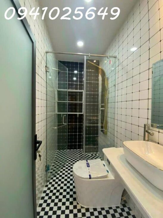 Bán nhà lầu 3 tầng, DT 64m2, hẻm ô tô đường 48, Hiệp Bình Chánh, Thủ Đức, 6.8 tỷ.