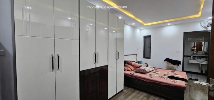Bán nhà riêng, ngõ Lương Sử C. Trái tim HN giá dễ tiếp cận. Giá chỉ 6tỷxx.