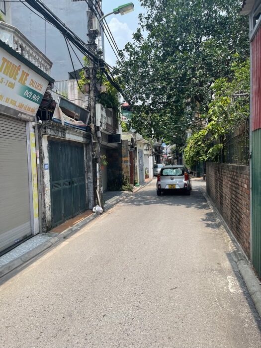 Bán đất tặng nhà cấp 4 Ngọc Thụy Long Biên, Ô tô tải tránh 58m2, Ngõ thông tứ phía, Gần chợ, công