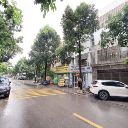 Liền kề tại Văn Phú Hà Đông 18t