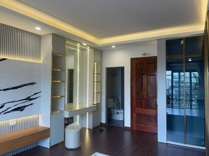 VIP! OTO đỗ cửa phố Yên Lạc – Kim Ngưu .DT 60m2,Mt 3,8m. 6T .Gía 18,5 tỷ