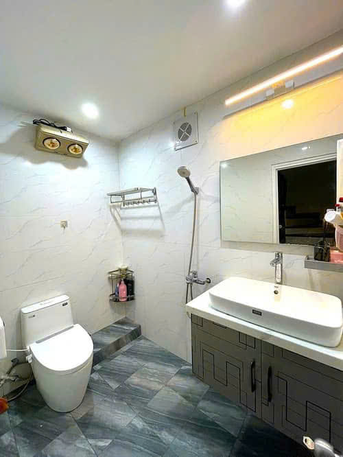 BÁN GẤP NHÀ TRÂN KHÁT CHÂN , OTO ĐỖ CỬA-Ở VÀ KINH DOANH ĐƯỢC . 4TẦNG 4PN 46m2-,MT4m. GIÁ 11tỷ .