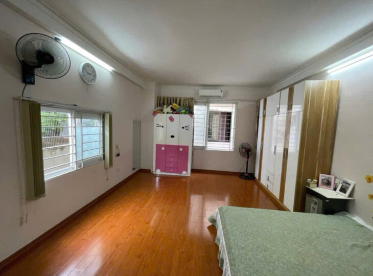 Bán nhà mặt phố Tân Triều – Lô góc – kinh doanh – 35m , 3 pn – nhỉnh 6 tỷ