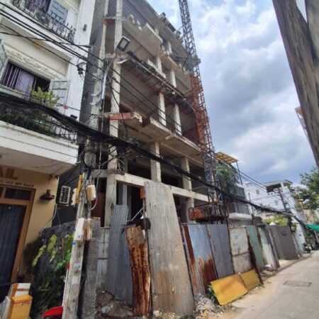 Mặt tiền hẻm 287 Âu Dương Lân 9.3×45 447m2 chỉ 55 tỷ