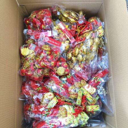 Gửi đồ trang trí Tết đi Canada tại Sài Gòn Gửi đồ trang trí Tết đi Canada tại Sài Gòn