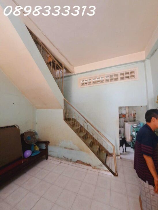 Bán nhà rẻ mặt tiền 100 Mai Văn Ngọc ngay Huỳnh Văn Bánh, DT 4×13, Tiện cho thuê, ở, kinh doanh