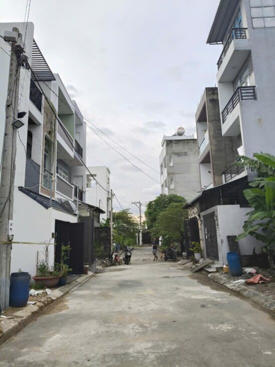 Lô đất rẻ nhất Samsung Village, Bưng Ông Thoàn, Phú Hữu, DT 51,6m2 giá 3,15 tỷ – LH 0911242789